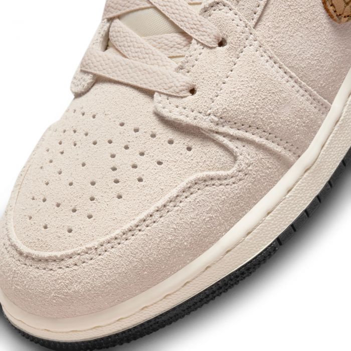 Air Jordan 1 Mid SE “Brown Elephant” – Crem | DZ5369-102