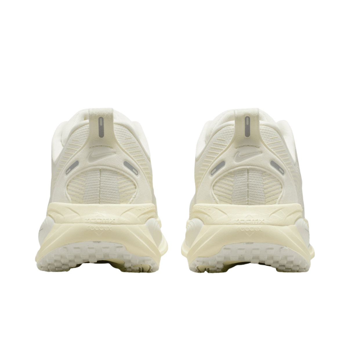 Nike Vomero 18 – Crem | HM6804-110