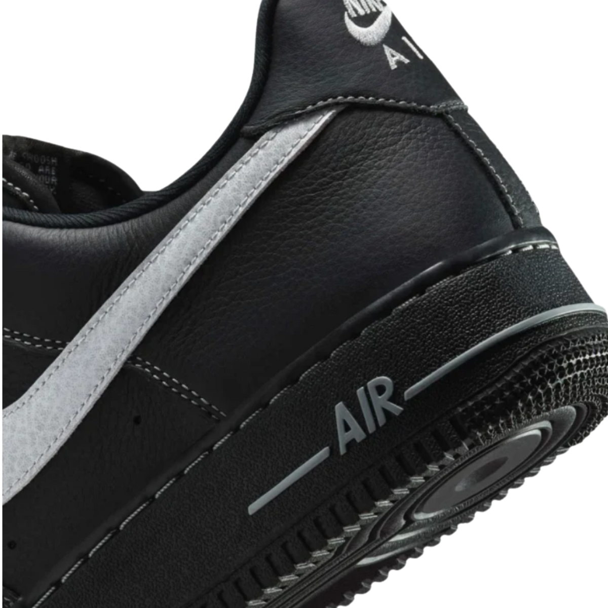 Nike Air Force 1 ’07 LV8 – Negru | HQ2037-006