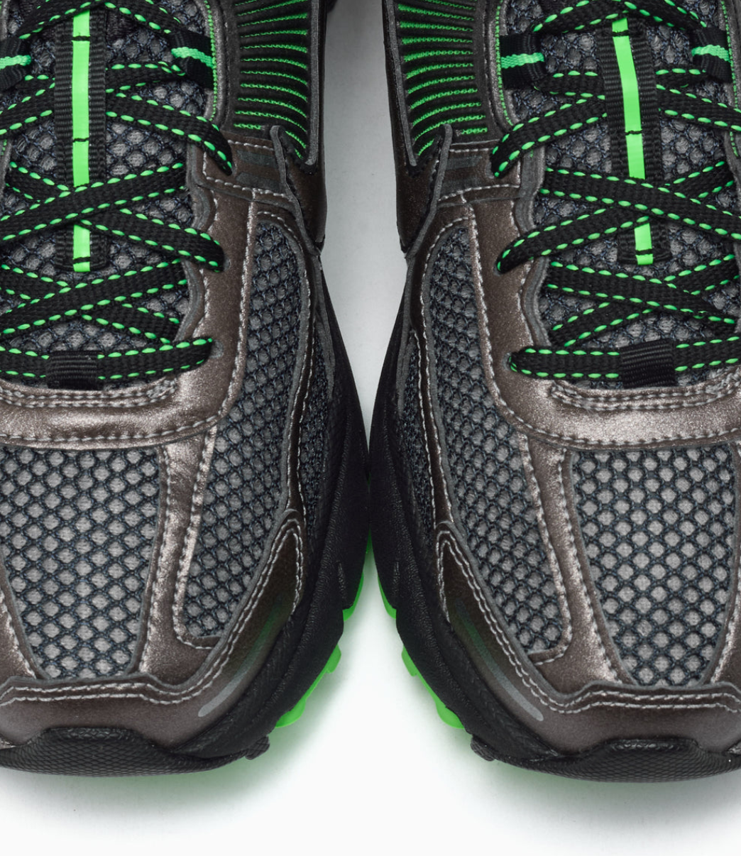 Nike Zoom Vomero 5 "Metallic Pewter/Green Strike" | IB2988-001