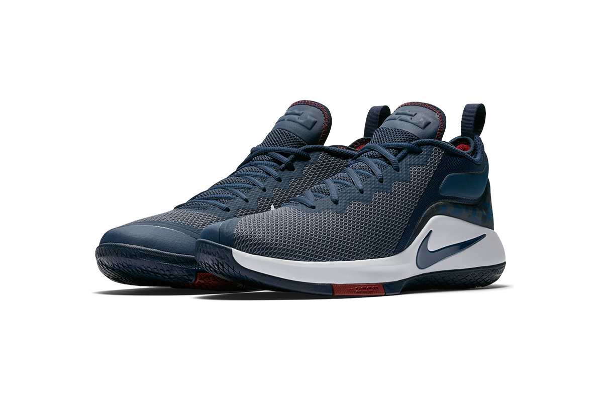 Nike Lebron Witness 2 College Navy Team Ghete de Baschet942518-406 | 942518-406