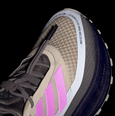 ADIDAS ULTRABOOST – Pantofi sport de alergare – Cod JQ7306