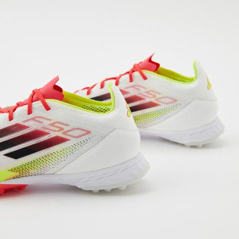 ADIDAS F50 PRO TF – Ghete de fotbal profesionale – Cod IE1220