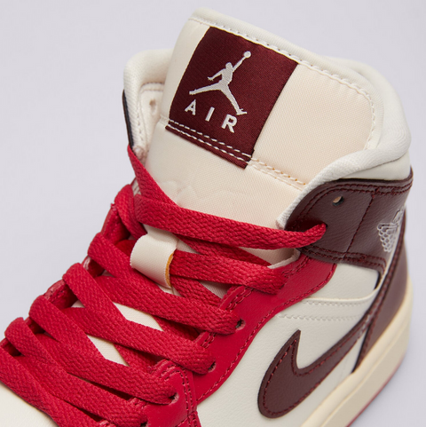 Air Jordan 1 Mid "Mystic Hibiscus" -Bordo | BQ6472-119