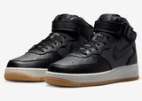 Nike Air Force 1 Mid “Black Gum” – Alb | DV7585-001