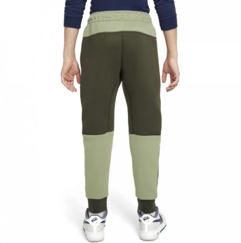 Nike Sportswear Tech Fleece – Verde Kaki | FD3287