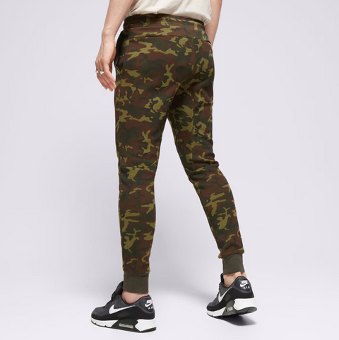 Nike Sportswear Tech Fleece – Pantaloni – Cod FN3925-355
