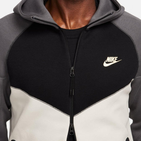 NIKE TECH FLEECE WINDRUNNER – Cod FZ4709-480