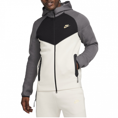 Nike Tech Fleece Windrunner – Alb | FZ4709-480