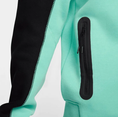 Nike Sportswear Tech Fleece | HF4432-349
