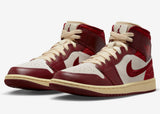 Jordan 1 Mid SE “Tiki Leaf” – Roșu | DZ2820-601