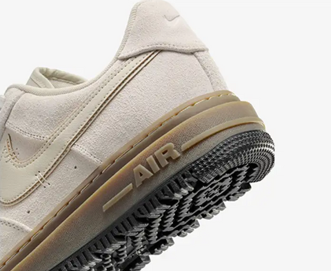 Nike Air Force 1 Luxe – Crem | HV2531-100