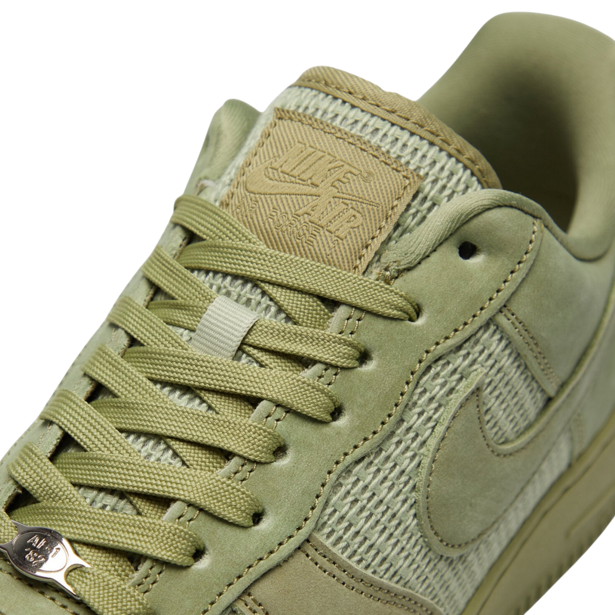 Nike Air Force 1 '07 LV8 "Dusty Olive" – Verde | II9807-300