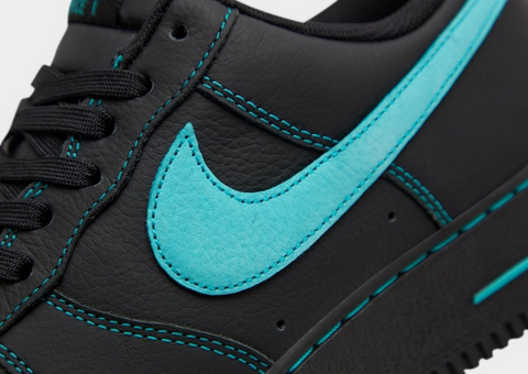 Nike Air Force 1 ’07 Lv8 | HQ2037-002