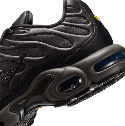 Nike Air Max Plus – Maro | HJ4519-200