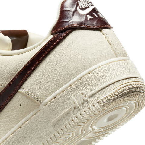 NIKE AIR FORCE 1 LOW "SAIL BROWN" – Pantofi casual de stradă – Cod IH7332-001