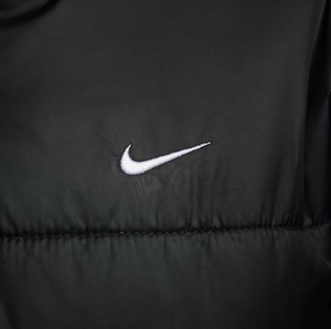 NIKE CLASSIC – geacă de iarnă pentru femei – Cod FZ5903-010