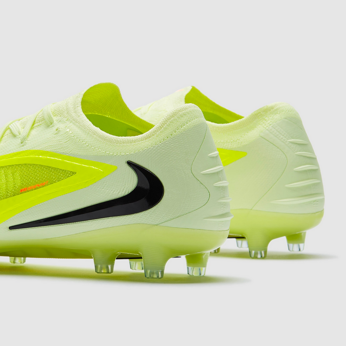 Nike Phantom 6 Low Elite AG "Max Voltage Pack" – Galben | HQ2335-800