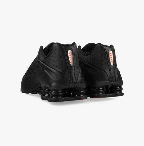 Nike Shox R4 – Negru | AR3565-004