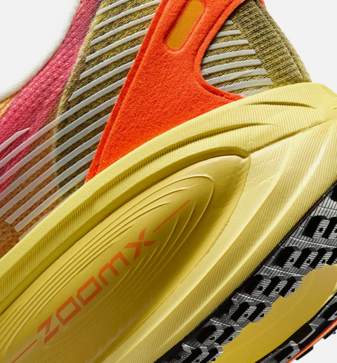 Nike Vomero 18 SE – Galben | IH3576-999