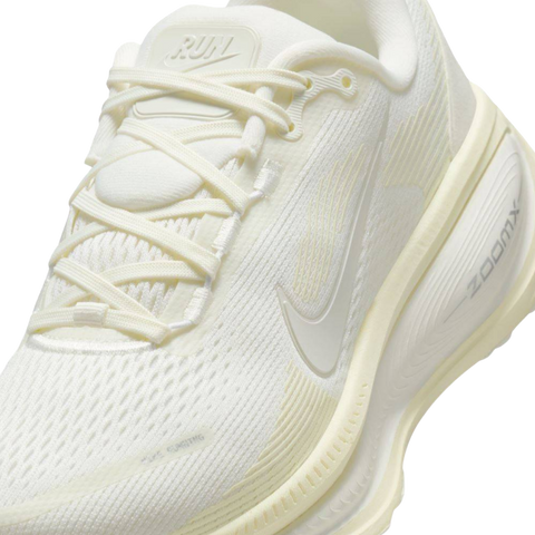 Nike Vomero 18 – Crem | HM6804-110