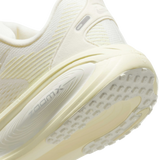 Nike Vomero 18 – Crem | HM6804-110