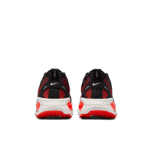 Nike Zoom Vomero 18 | HM6803-008