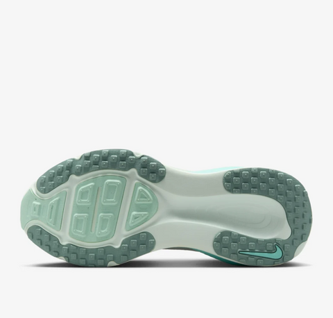 Nike Zoom Vomero 18 | HM6804-106