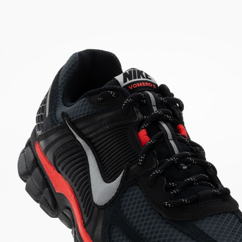 Nike Zoom Vomero 5 | HV2527-002