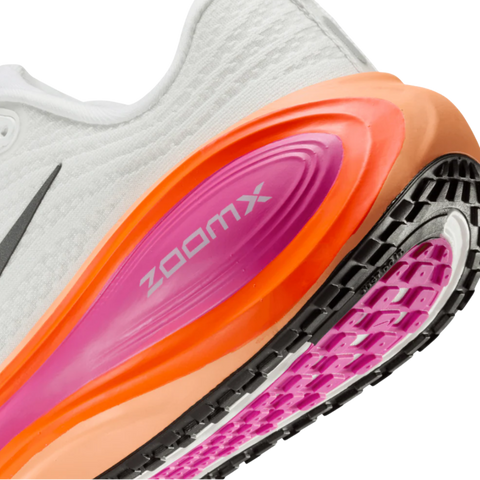 Nike Air Zoom Vomero Plus “Fire Pink” - Alb | HV8154-104