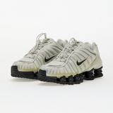 Nike Shox Tl “Light Bone / Olive Aura” – Verde | FV0939-002