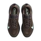 Nike Vomero Plus – Maro | IR7550-030