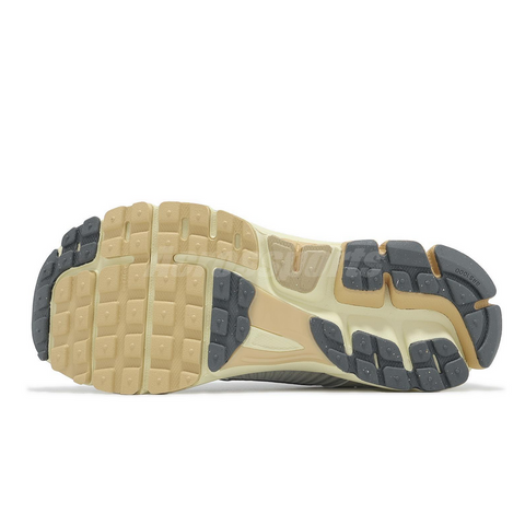 NIKE ZOOM VOMERO 5 "SUMMIT WHITE" – Pantofi sport de alergare – Cod FJ2028-101