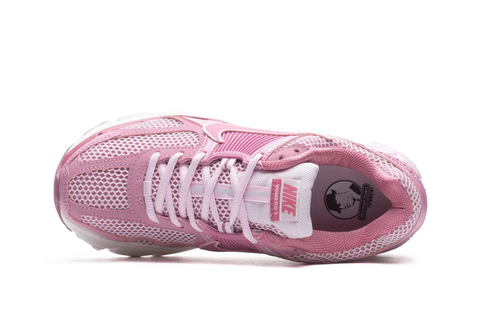 NIKE ZOOM VOMERO 5 "ELEMENTAL PINK" – Pantofi sport de alergare – Cod FJ2028-600