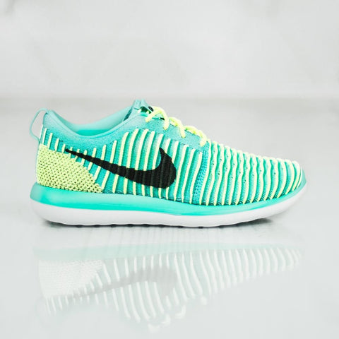 Nike Roshe Two Flyknit GS – Pantofi sport de alergare – Cod 844620-300