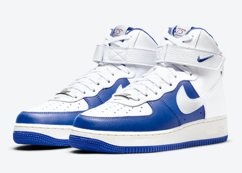 Nike Air Force 1 High '07 Lv8 Emb Pantofi Casual de Strada | DC8870-100