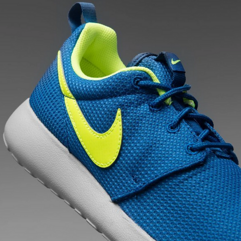 NIKE ROSHERUN (GS) - Pantofi sport de alergare – Cod 599728-407