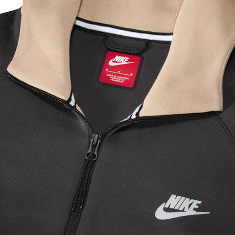 NIKE TECH WINDRUNNER – Jachetă sport cu fermoar complet – Cod HQ3746-014